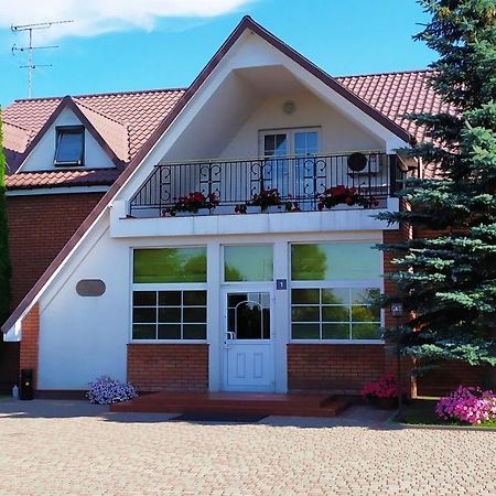 Euro Motel Lyuboml Exterior foto