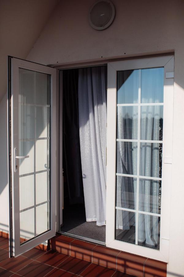 Euro Motel Lyuboml Exterior foto